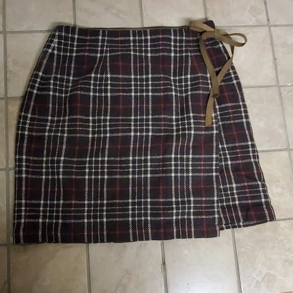 Gap plaid skirt size 10